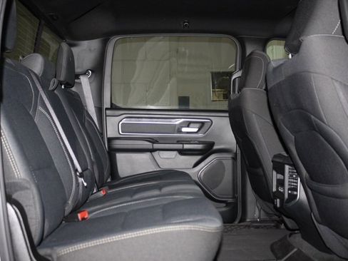 Used 2021 RAM 1500 Big Horn image 9