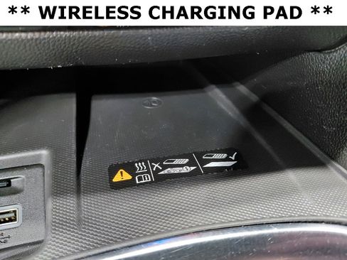 Used 2024 Buick Enclave Premium image 12