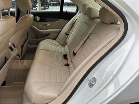 Used 2015 Mercedes-Benz C 300 4MATIC Sedan image 37