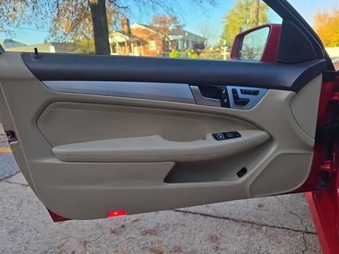 Used 2014 Mercedes-Benz C 250 Coupe image 6