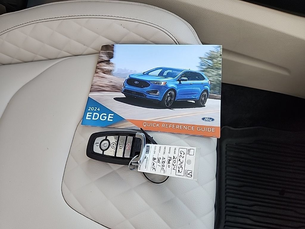 Used 2024 Ford Edge SEL w/ Convenience Package AWD/4WD image 40