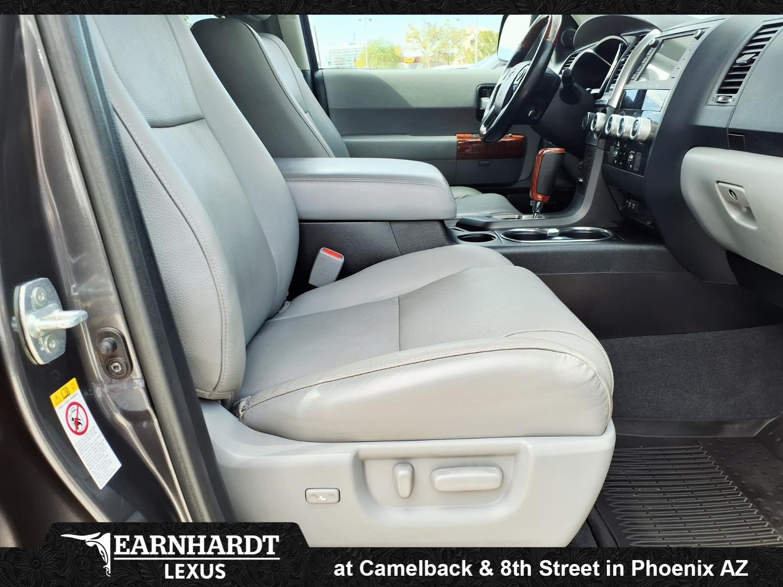 Used 2020 Toyota Sequoia Platinum w/ Four Season Floor Mat Package AWD/4WD image 8