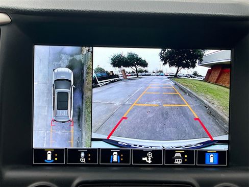 Used 2024 GMC Terrain Denali w/ Denali Premium Package image 14