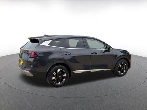 Used 2026 Kia Sportage LX FWD image 12