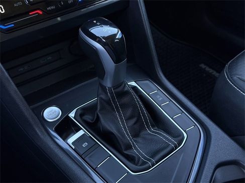 Certified 2023 Volkswagen Tiguan SE w/ Panoramic Sunroof Package image 20