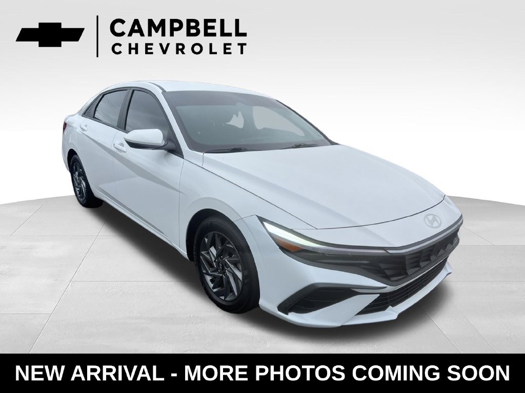 Used 2024 Hyundai Elantra SEL FWD image 7
