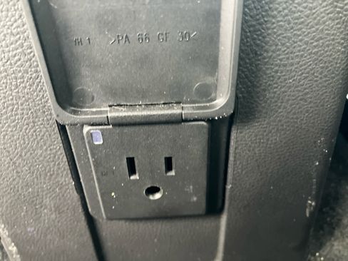 Used 2022 Chevrolet Trax LT w/ Driver Confidence Package image 27