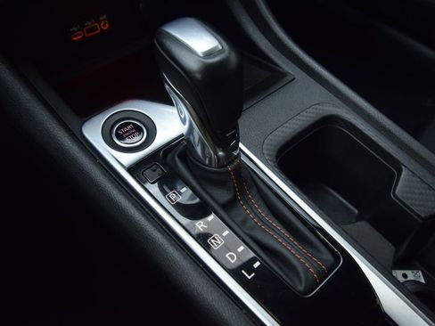 Used 2023 Nissan Sentra SR w/ Electronics Package image 23