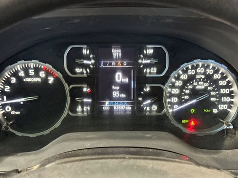 Used 2020 Toyota Tundra SR5 w/ SR5 Convenience Package AWD/4WD image 24