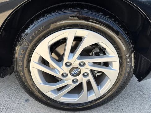 Used 2025 Subaru Impreza 2.0i AWD/4WD image 9