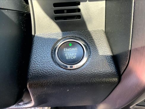 Used 2021 Ford Expedition Platinum RWD image 32