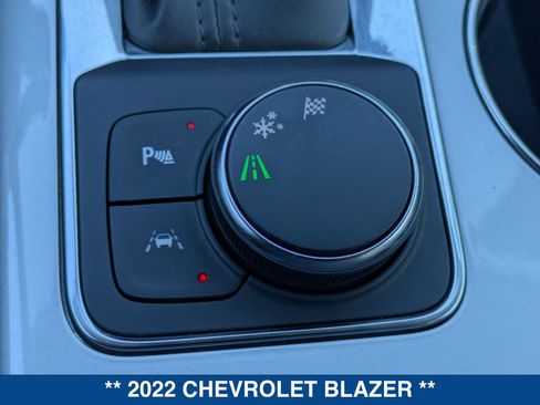Used 2022 Chevrolet Blazer LT w/ Sound & Technology Package FWD image 36