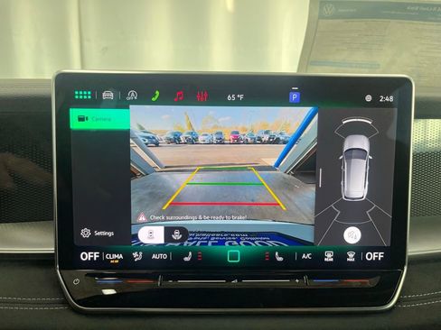 New 2026 Volkswagen Tiguan SE R-Line image 17