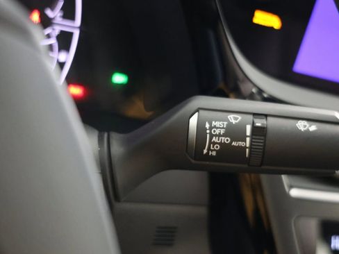 Used 2024 Lexus ES 350 Ultra Luxury w/ Accessory Package (Z2) image 27