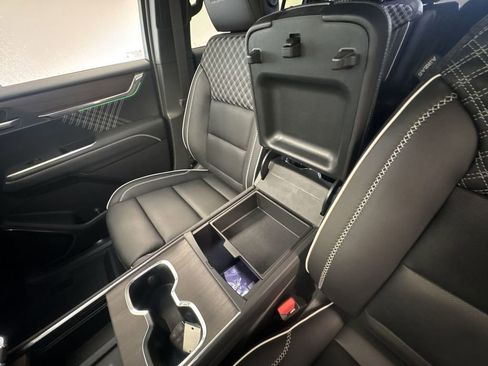 New 2026 GMC Acadia Denali w/ Super Cruise Package FWD image 36