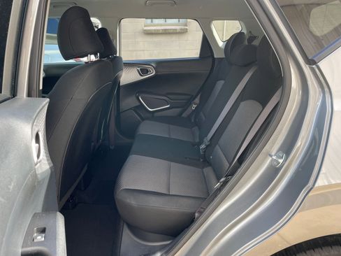 Used 2025 Kia Soul LX w/ LX Technology Package image 23