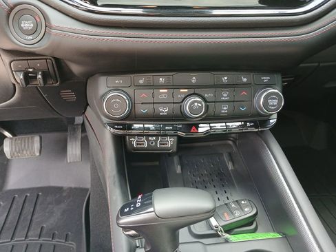 Used 2026 Dodge Durango GT w/ Tow 'N Go Package AWD/4WD image 20