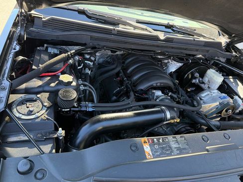 Used 2017 GMC Sierra 1500 Denali w/ Denali Ultimate Package AWD/4WD image 12