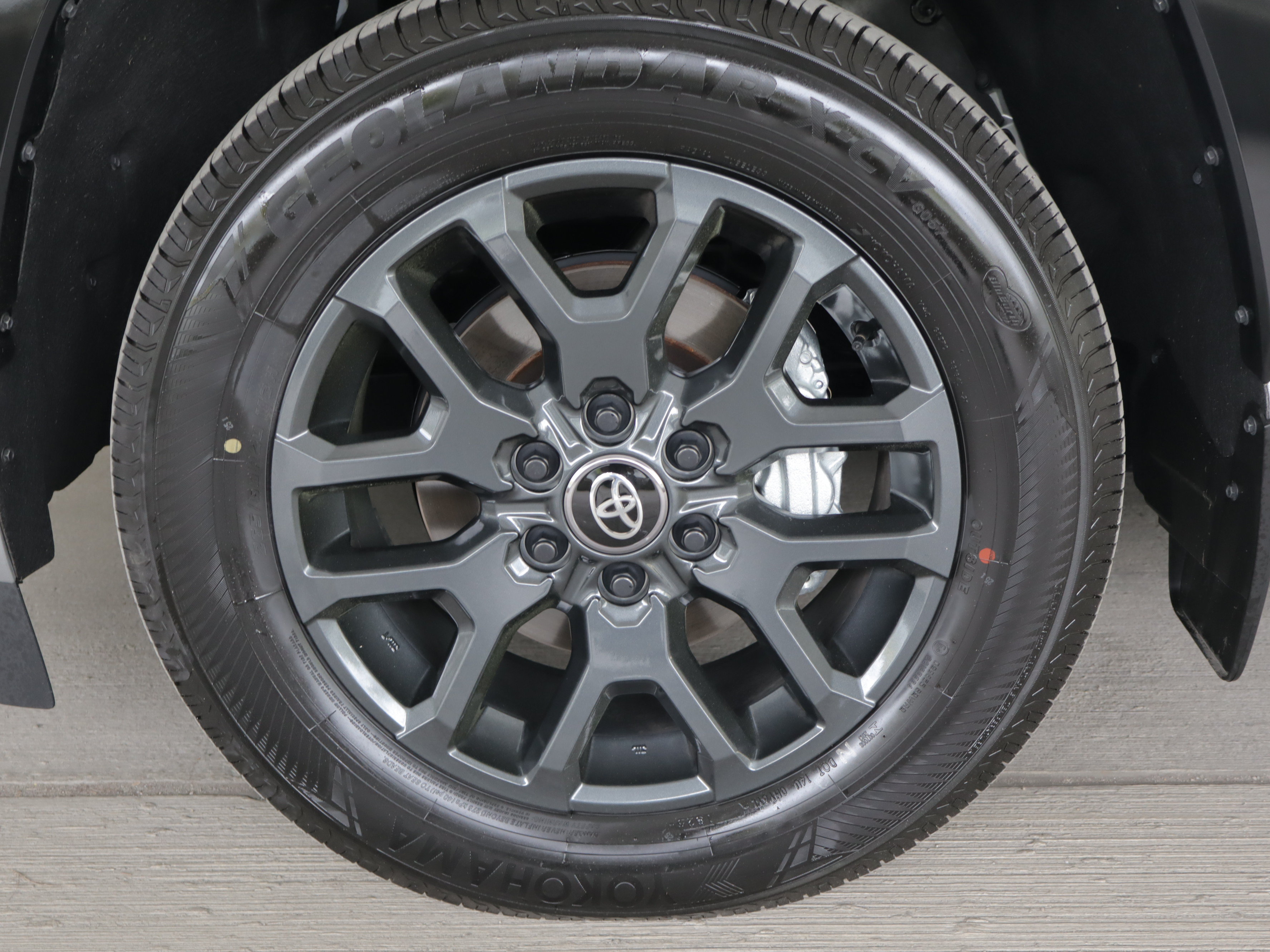 Used 2026 Toyota Sequoia Platinum AWD/4WD image 28