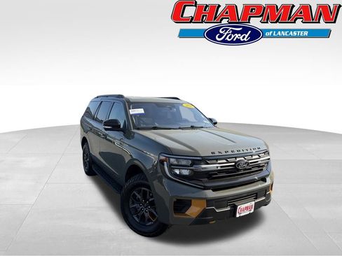 Certified 2025 Ford Expedition Tremor AWD/4WD image 1