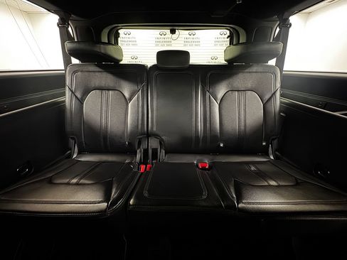 Used 2021 Ford Expedition Max Limited image 13