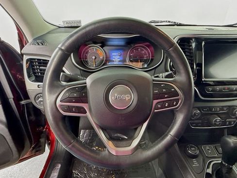 Used 2019 Jeep Cherokee Limited w/ Luxury Group image 11