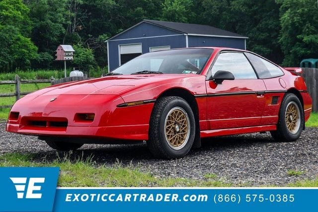 Used 1988 Pontiac Fiero GT RWD image 1
