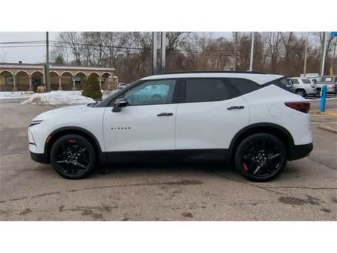 Certified 2023 Chevrolet Blazer LT w/ Sound & Technology Package AWD/4WD image 5