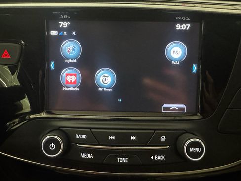 Used 2019 Buick Envision Preferred AWD/4WD image 26