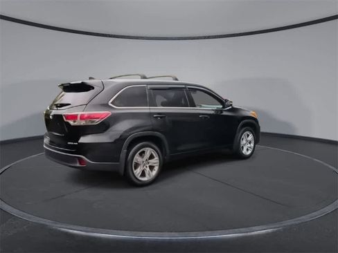 Used 2016 Toyota Highlander Limited Platinum image 8