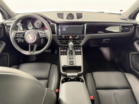 New 2025 Porsche Macan image 18