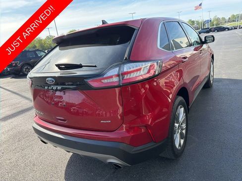 Used 2024 Ford Edge Titanium image 4