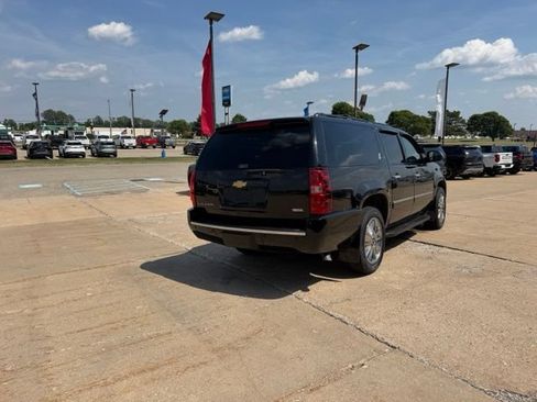 Used 2010 Chevrolet Suburban LTZ AWD/4WD image 6