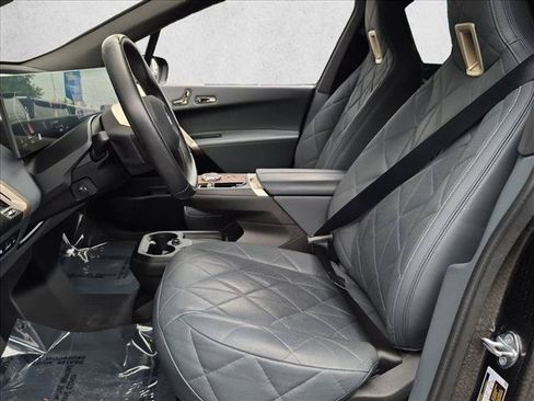 Used 2023 BMW iX xDrive50 w/ Premium Package AWD/4WD image 17