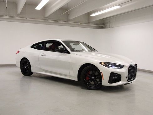 Used 2024 BMW 430i xDrive Coupe w/ M Sport Package image 4