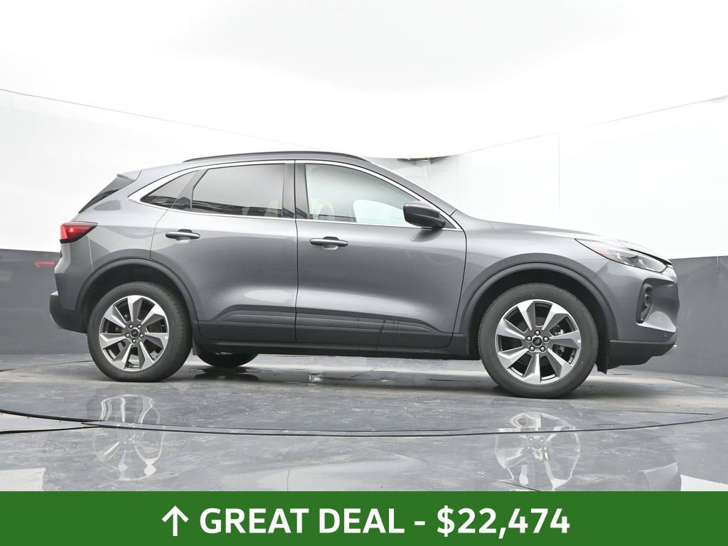Used 2024 Ford Escape Platinum AWD/4WD image 26