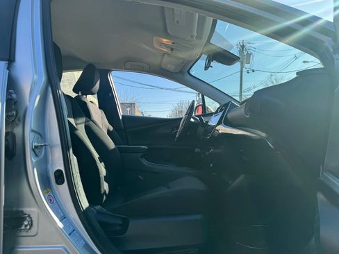 Used 2019 Toyota Prius LE image 22