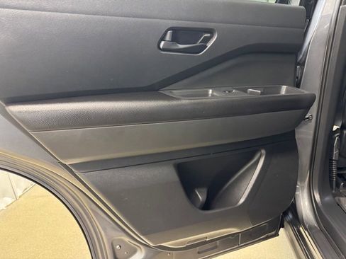 Used 2025 Nissan Pathfinder Rock Creek AWD/4WD image 14