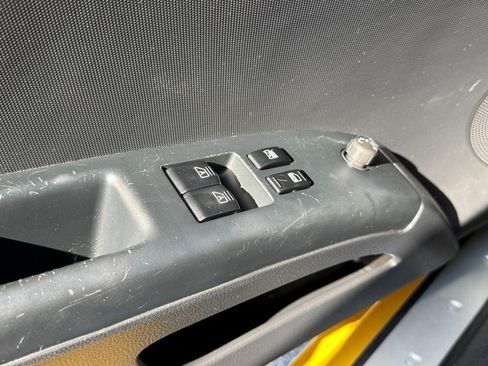 Used 2005 Nissan 350Z Touring RWD image 20