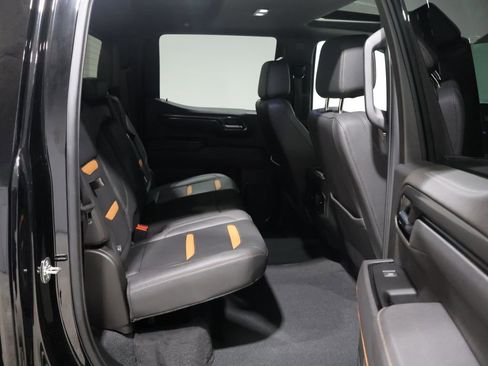 Used 2025 GMC Sierra 1500 AT4 w/ AT4 Preferred Package image 23