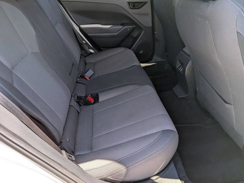 Used 2025 Subaru Crosstrek 2.5i Premium AWD/4WD image 31