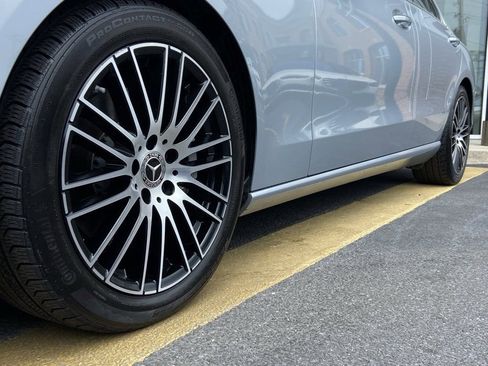 Certified 2022 Mercedes-Benz C 300 4MATIC Sedan image 8