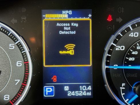 Used 2021 Subaru Ascent Limited w/ Technology Package image 15