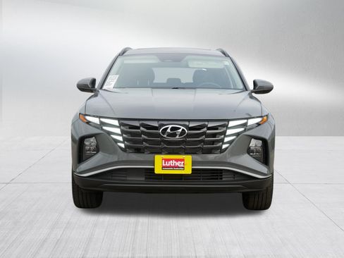 Used 2024 Hyundai Tucson SEL w/ Convenience Package AWD/4WD image 2