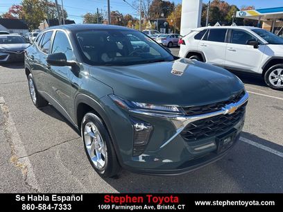 Used 2025 Chevrolet Trax LS w/ LS Convenience Package