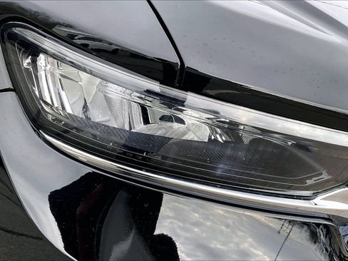 Used 2024 Jeep Grand Cherokee L Limited w/ Luxury Tech Group II image 27