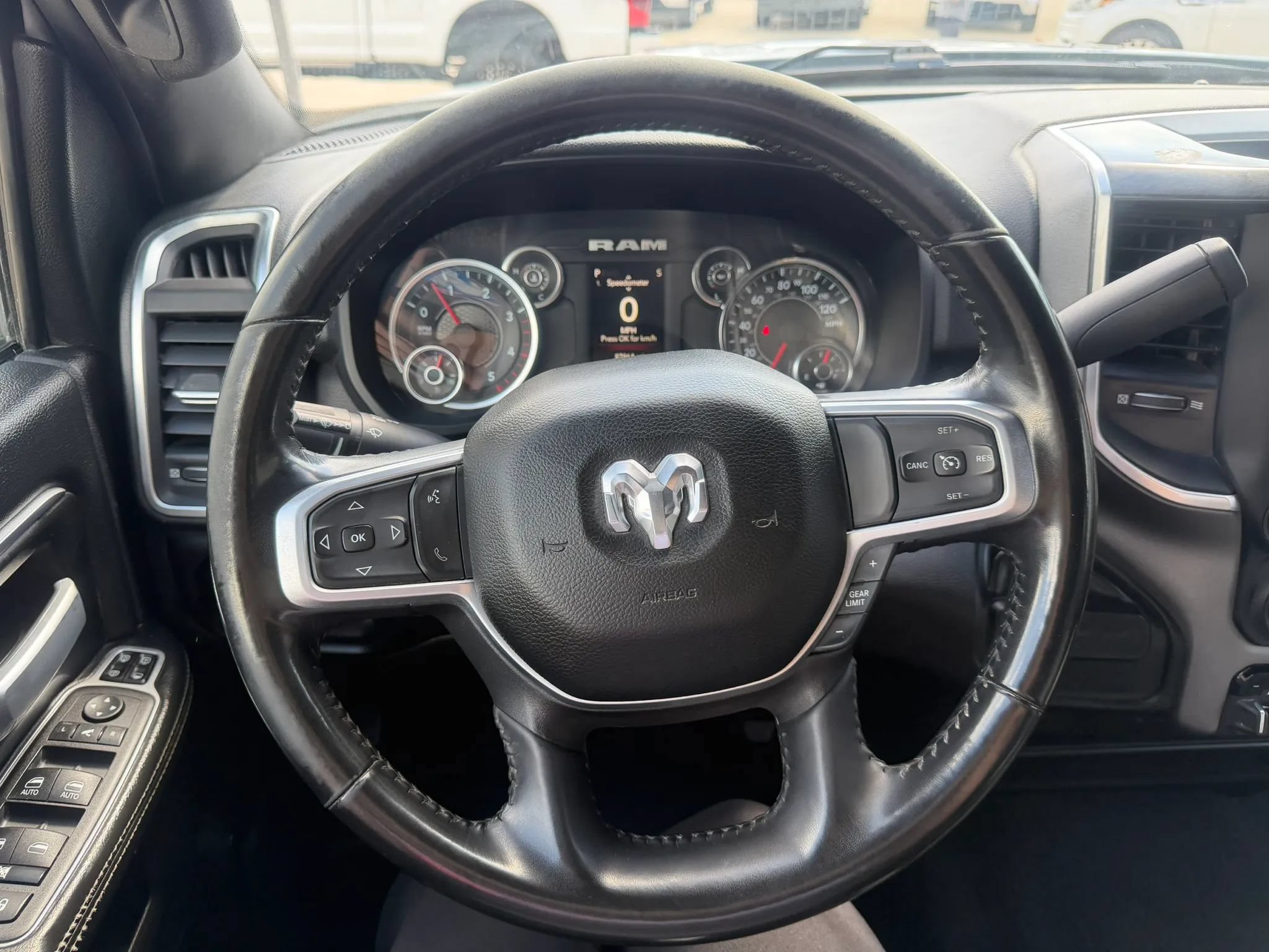Used 2024 RAM 2500 Big Horn AWD/4WD image 20