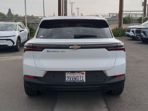 Used 2026 Chevrolet Equinox EV LT image 7