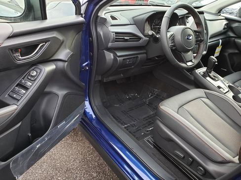 New 2025 Subaru Crosstrek 2.5i Limited image 6