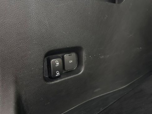 Used 2017 Ford Edge Titanium image 13